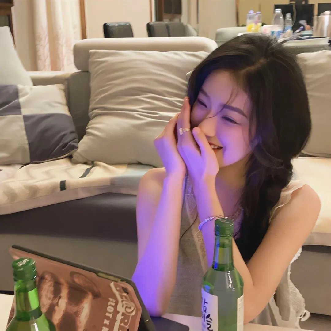 半甜夫妻玩大咗封面
